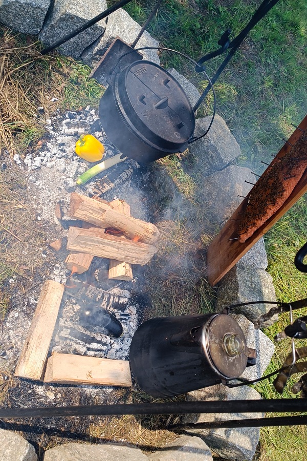 Kochen am offenen Feuer